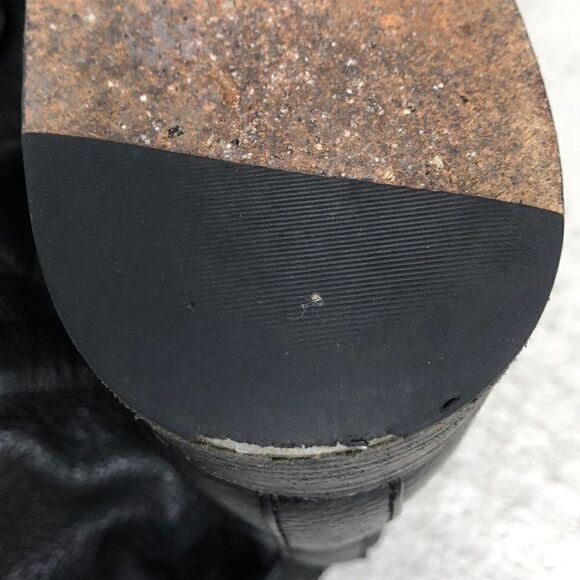 Tory Burch  - Picture 7 of 8